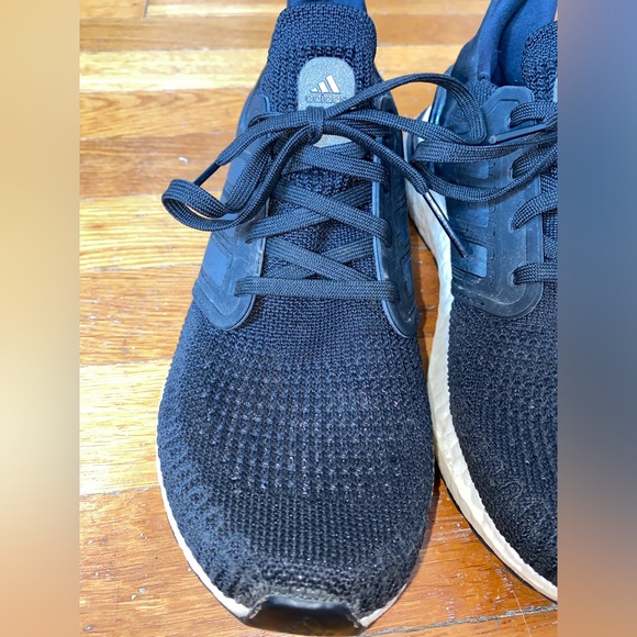 Adidas Ultraboost 20 Women’s Sneakers Size 7 in Black - Picture 13 of 14